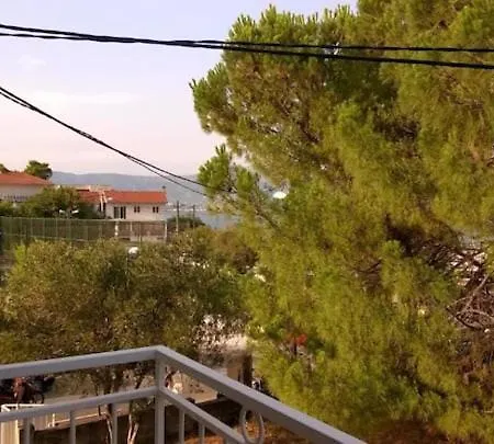 Ljilja شقة سلاتين